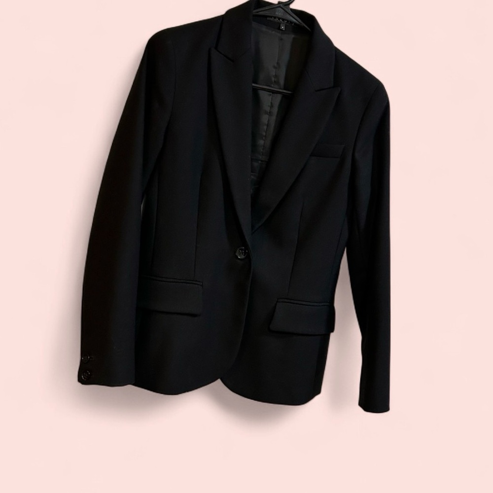 Elegant Black Women's Blazer - Picture 8 of 10